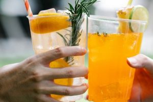 Jangan Terbuai Iklan Jual Minuman Collagen, Inilah Tips Teraman!